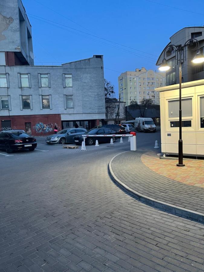 Vip Квартира В Центре Города, Новостойка В Жк Prestige Apаrtments, Ровно Εξωτερικό φωτογραφία